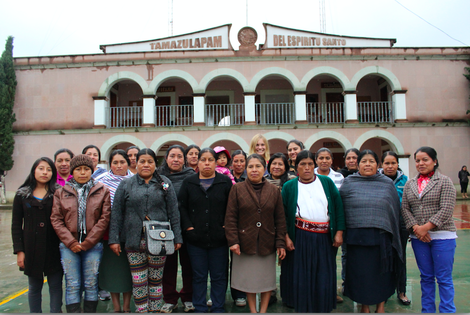 Mujeres mixes en Seminario de Participación Política