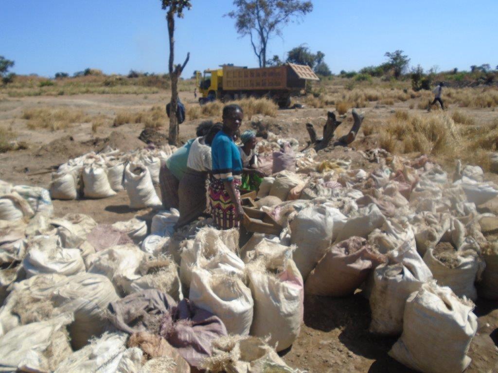 Transporting extracted minerals in the DRC